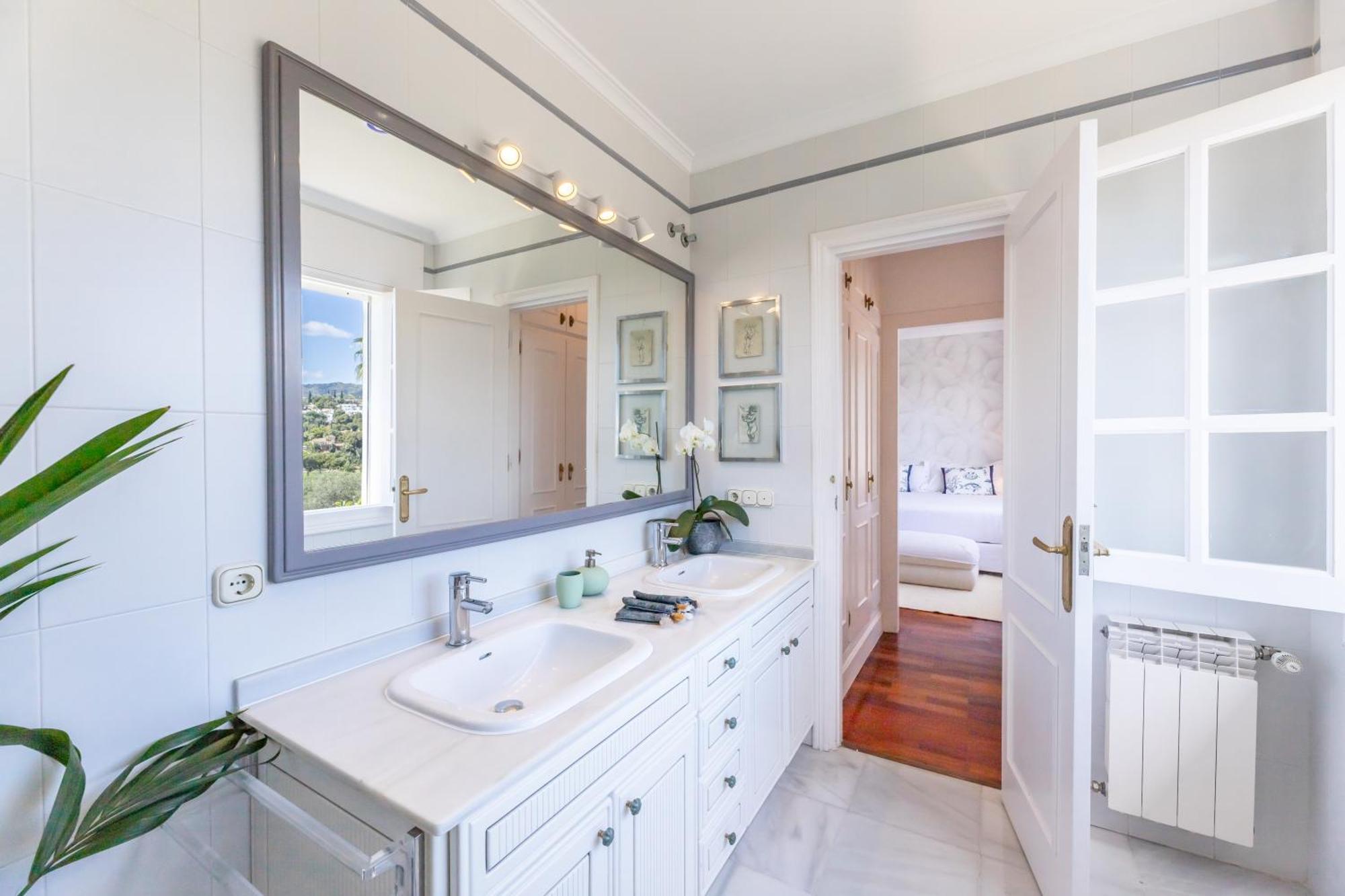 Aurora Boutique House - Only Adults Bed & Breakfast Marbella Luaran gambar