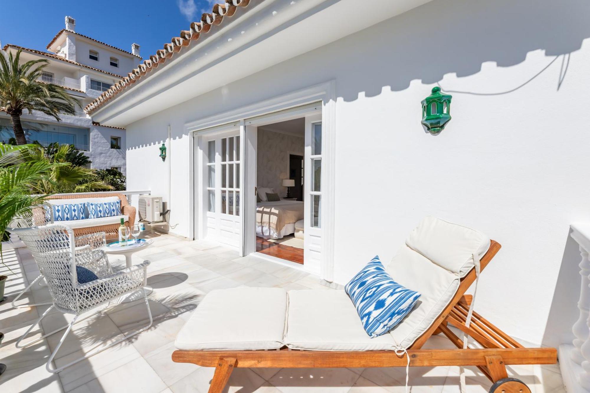 Aurora Boutique House - Only Adults Bed & Breakfast Marbella Luaran gambar